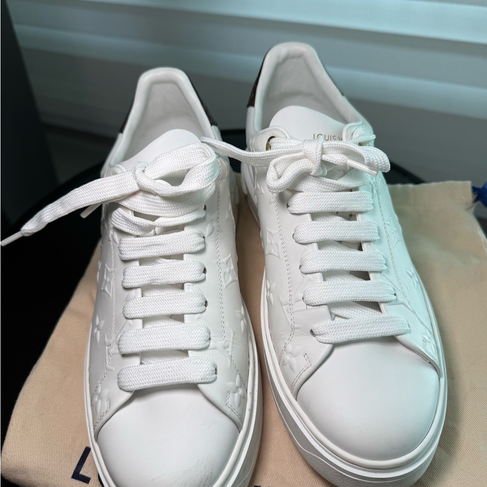 Louis Vuitton White and Brown Women's Sneakers - Picture 3 of 3